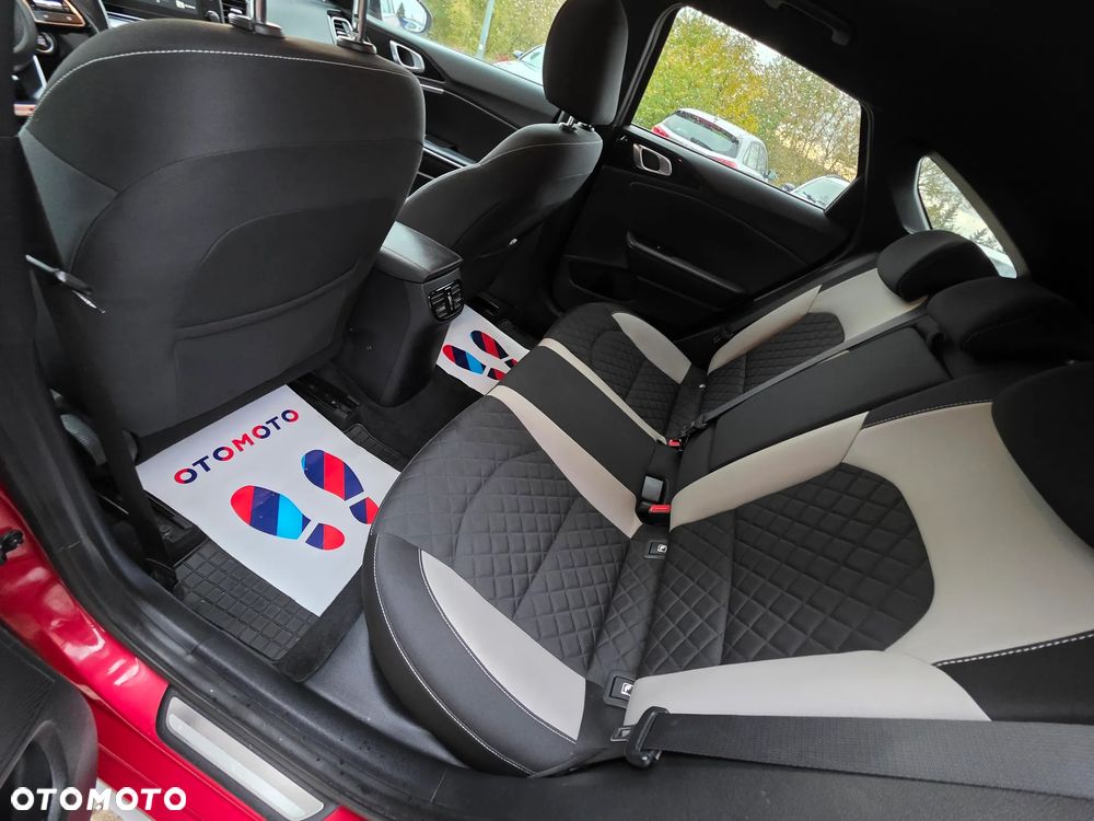 Kia ProCeed 1.5 T-GDI GT Line DCT - 33