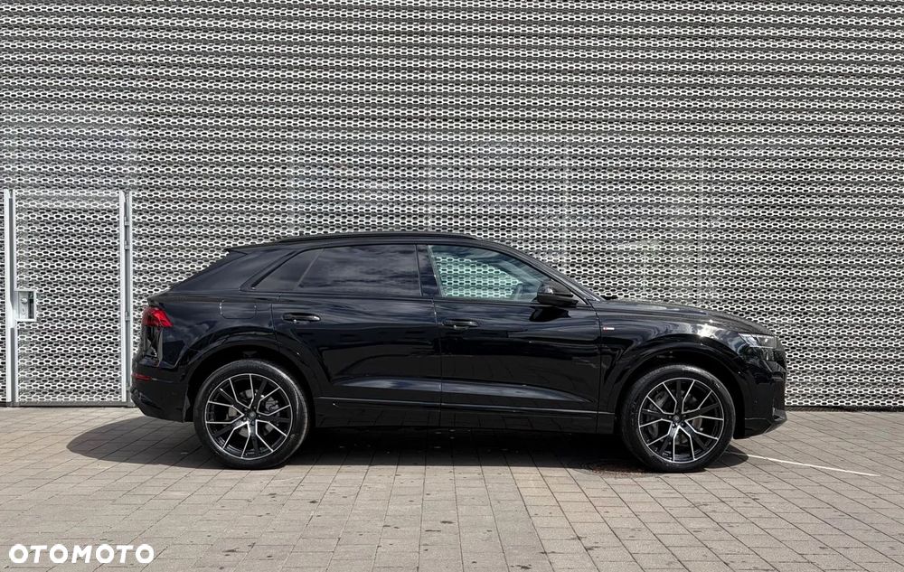 Audi Q8 - 5
