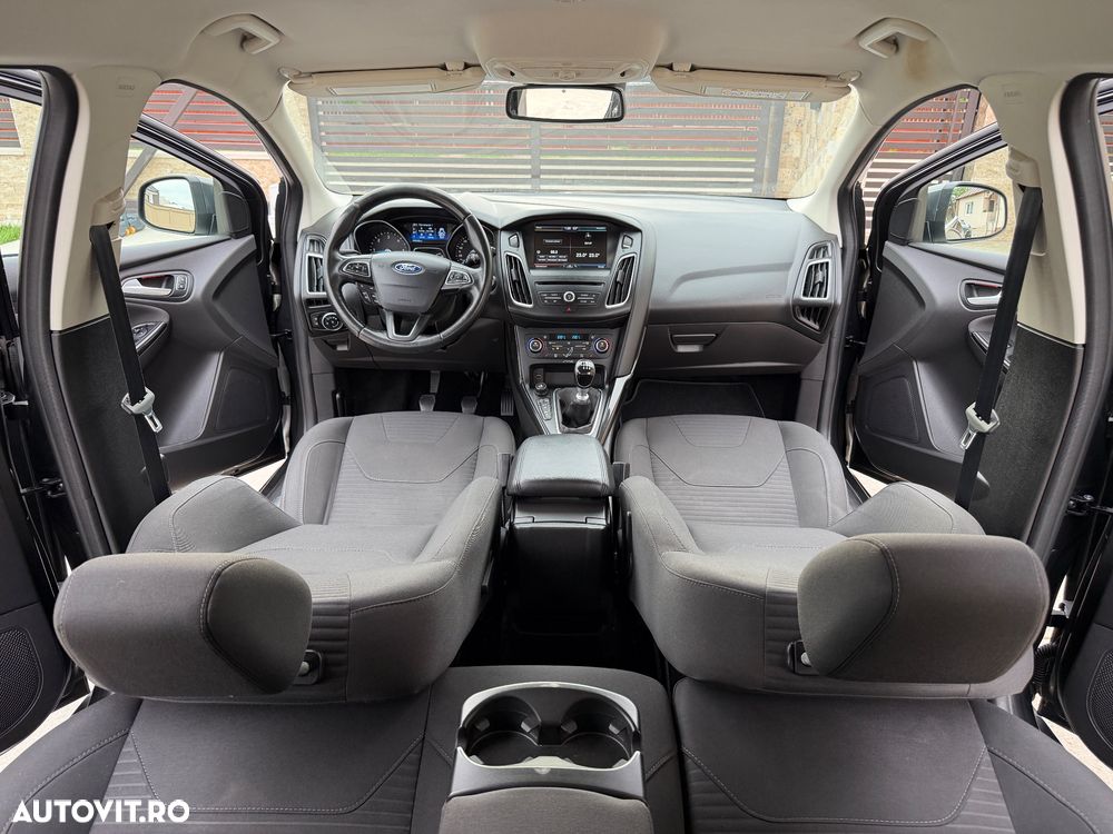Ford Focus - 20