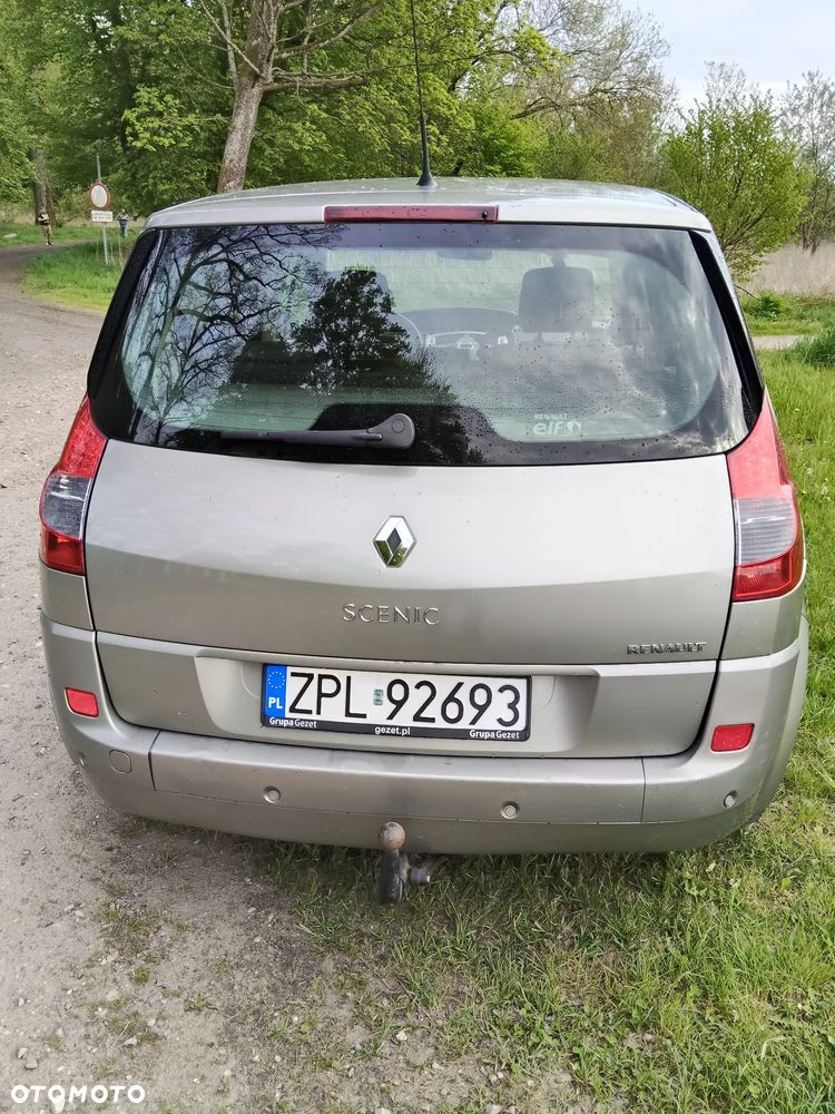 Renault Scenic - 11