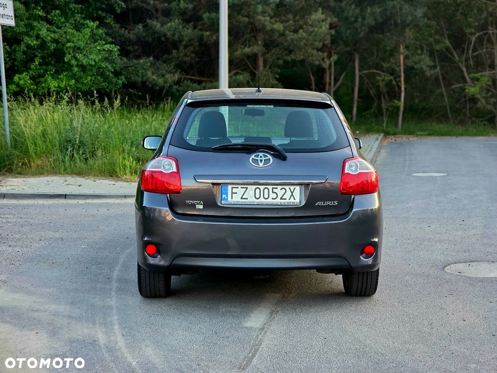 Toyota Auris 1.4 D-4D Active - 7