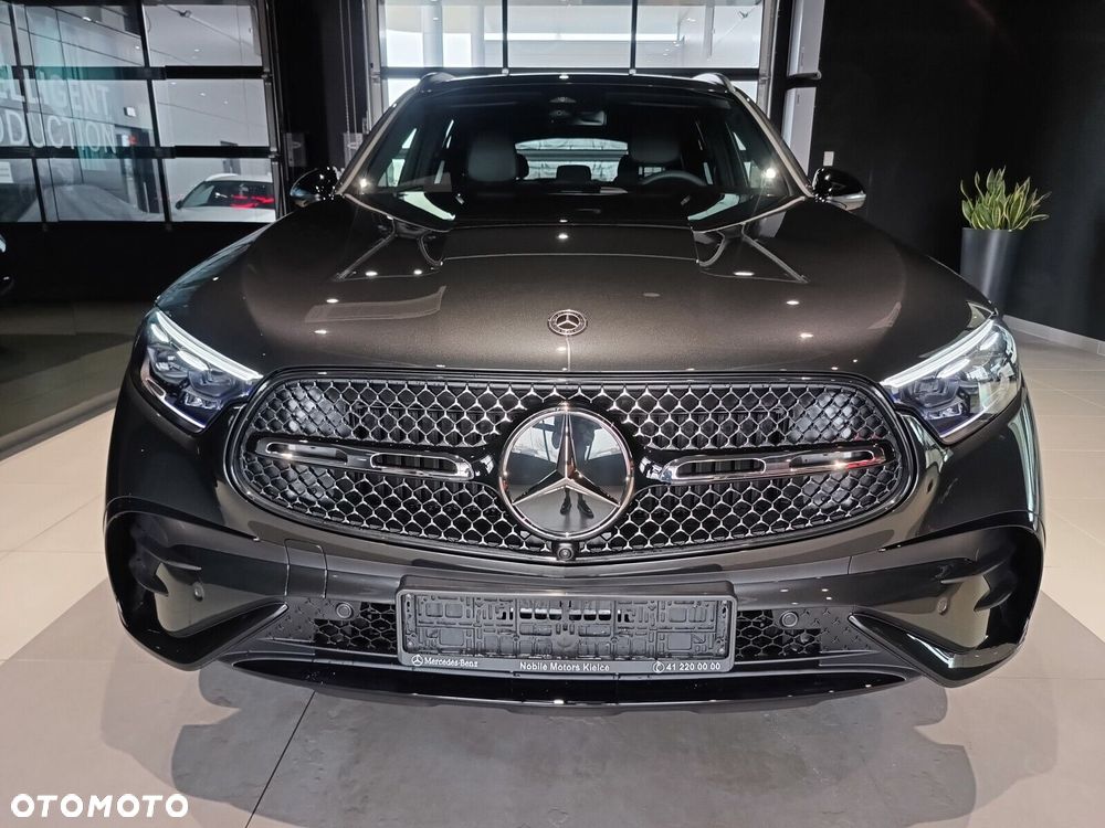 Mercedes-Benz GLC - 2
