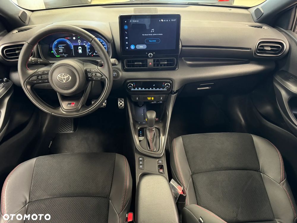 Toyota Yaris Hybrid 1.5 GR Sport - 7