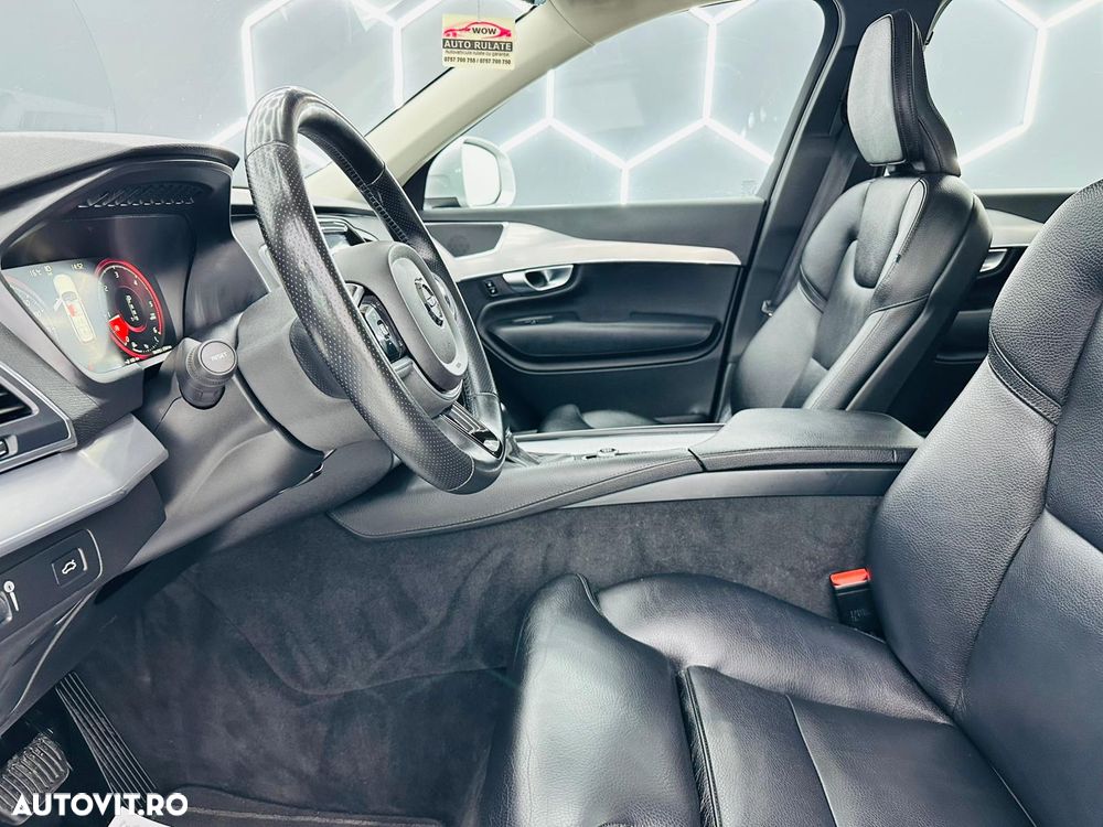 Volvo XC 90 D5 AWD Geartronic Momentum - 16