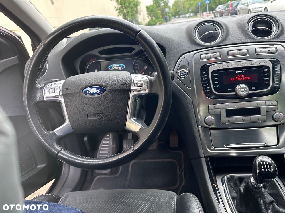 Ford Mondeo 2.5 Titanium X - 14