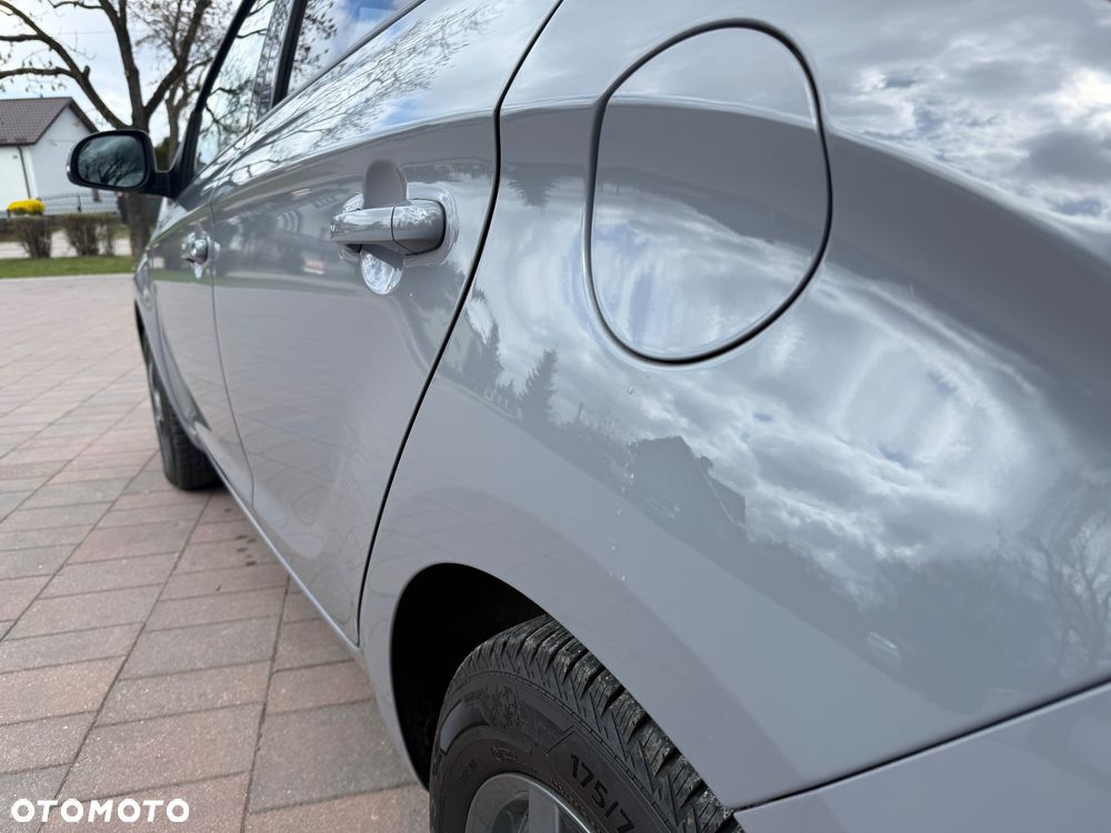 Hyundai i20 1.25 Wersja Jubileuszowa - 17