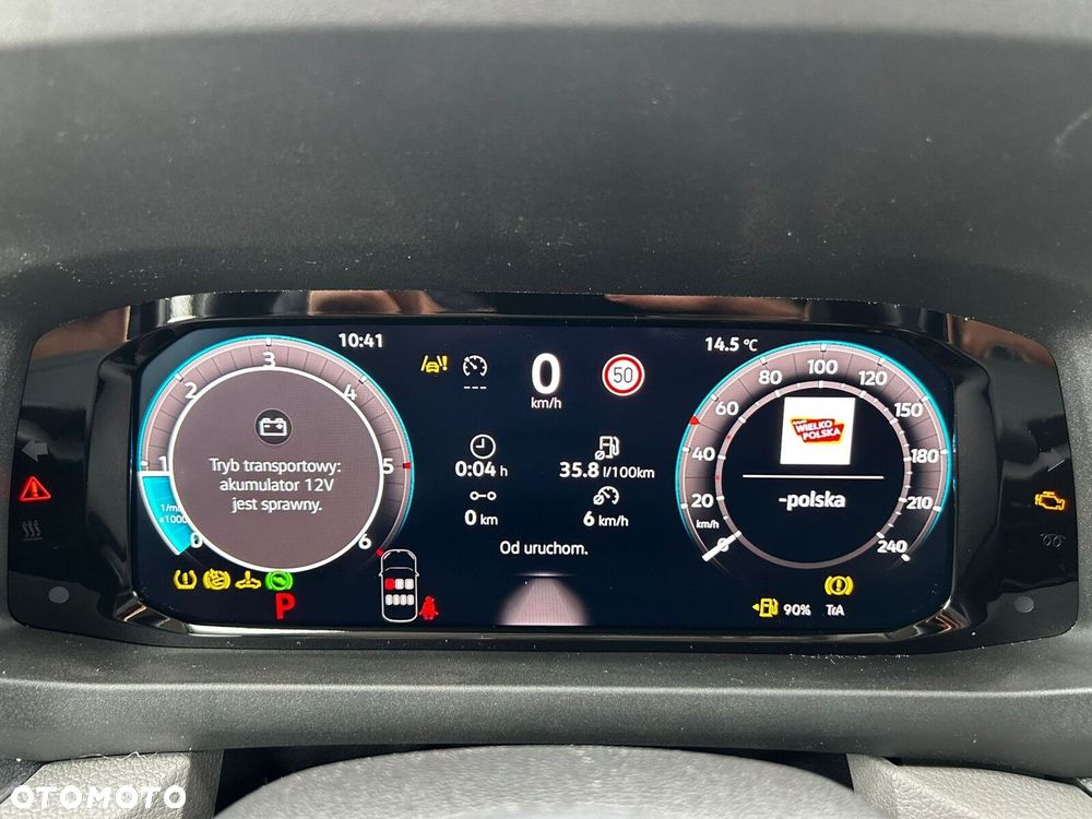 Volkswagen Crafter Crafter 35 Skrzyniowy z podwójną kabiną silnik: 2,0 l EU6 SCR 177 KM / skrzynia biegów: 4MOTION automatyczna 8-biegowa rozstaw osi: 3640 mm - 22