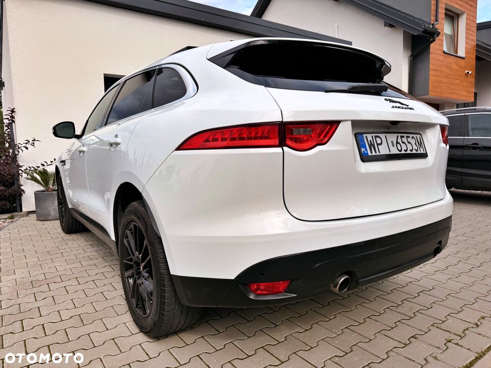 Jaguar F-Pace 2.0 i4P AWD Prestige - 9