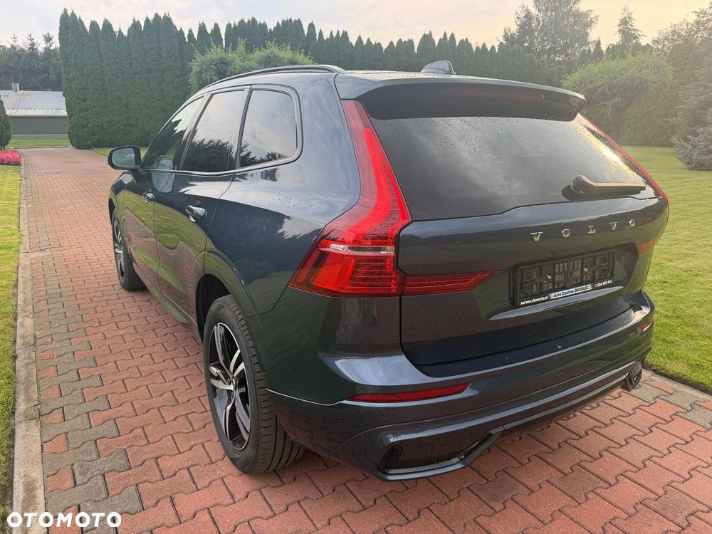 Volvo XC 60 B4 D AWD Plus Dark - 6
