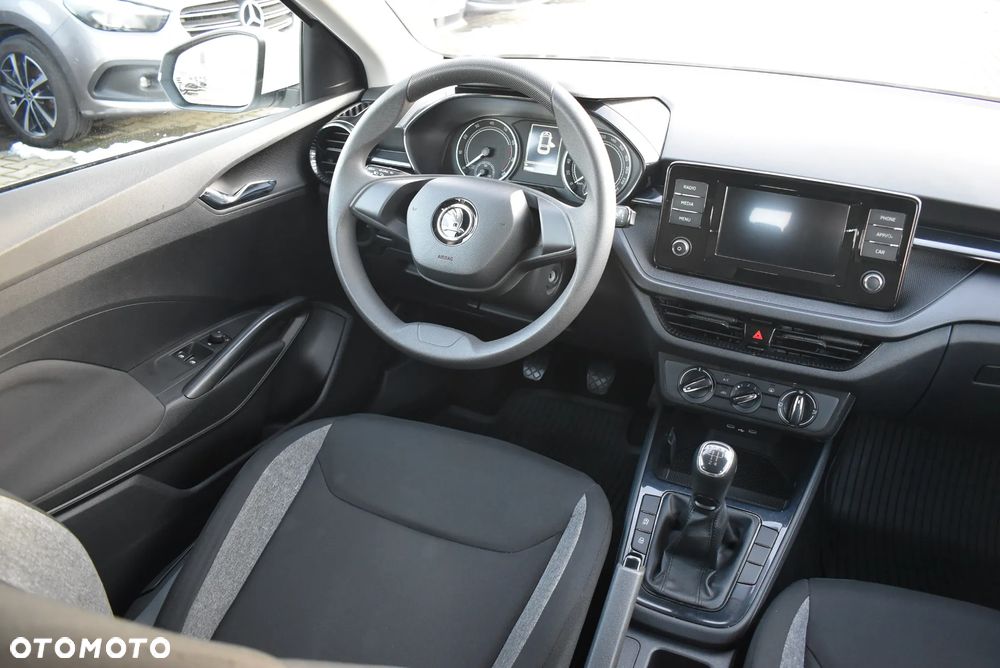 Skoda Fabia 1.0 Active - 21