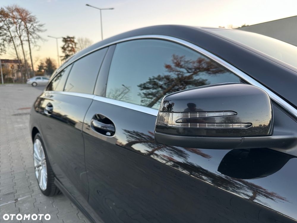 Mercedes-Benz CLA 200 d - 26