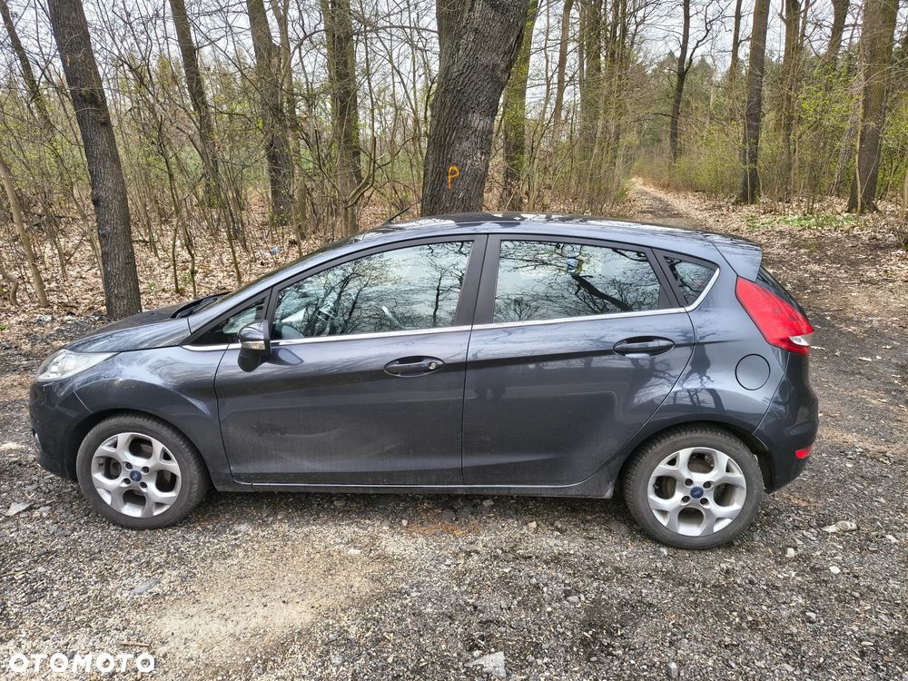 Ford Fiesta - 4