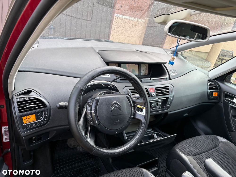 Citroën C4 Picasso 1.6 e-HDi FAP EGS6 Exclusive - 10