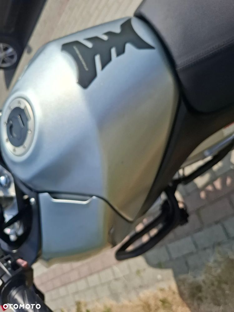 Suzuki V-STROM - 38