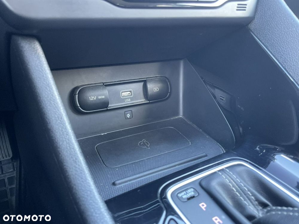 Kia Niro 1.6 GDI Hybrid L Business Line - 27