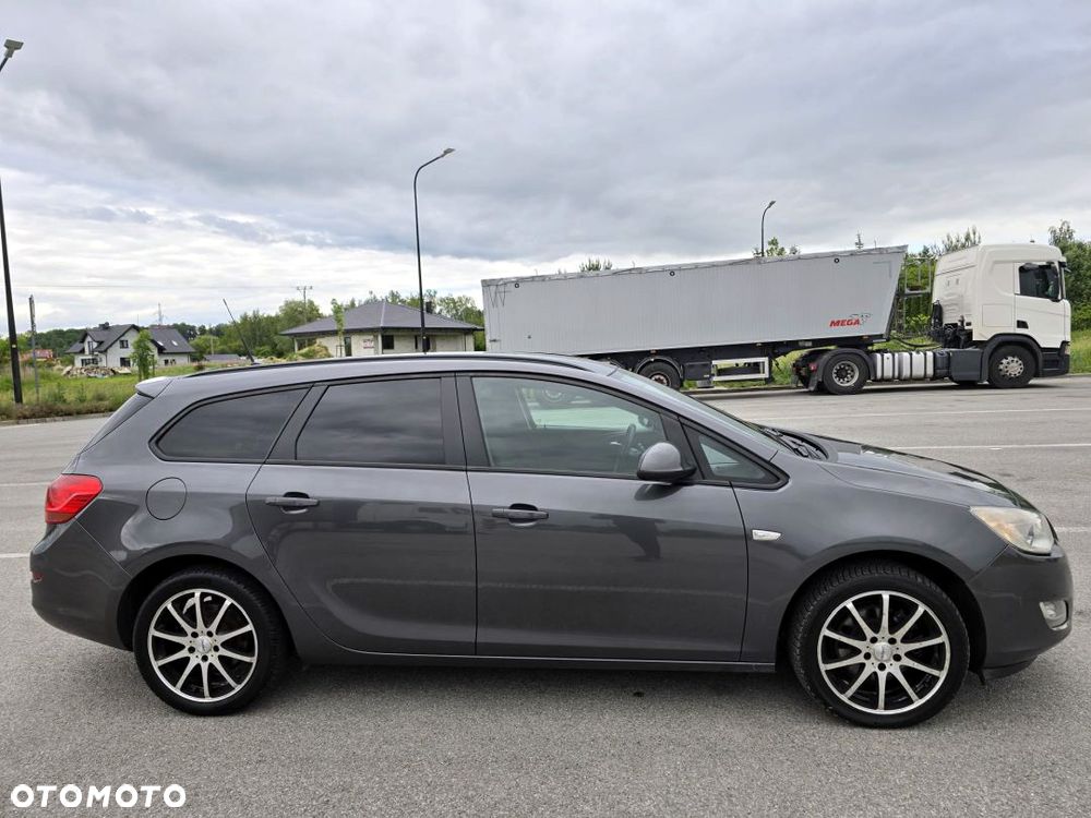 Opel Astra 1.7 CDTI DPF ecoFLEX Start/Stop Design Edition - 35
