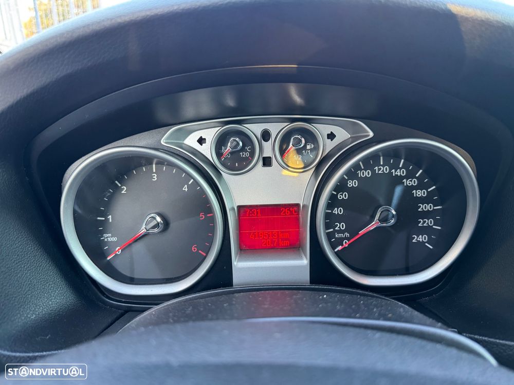 Ford Focus SW 1.6 TDCi Titanium - 19