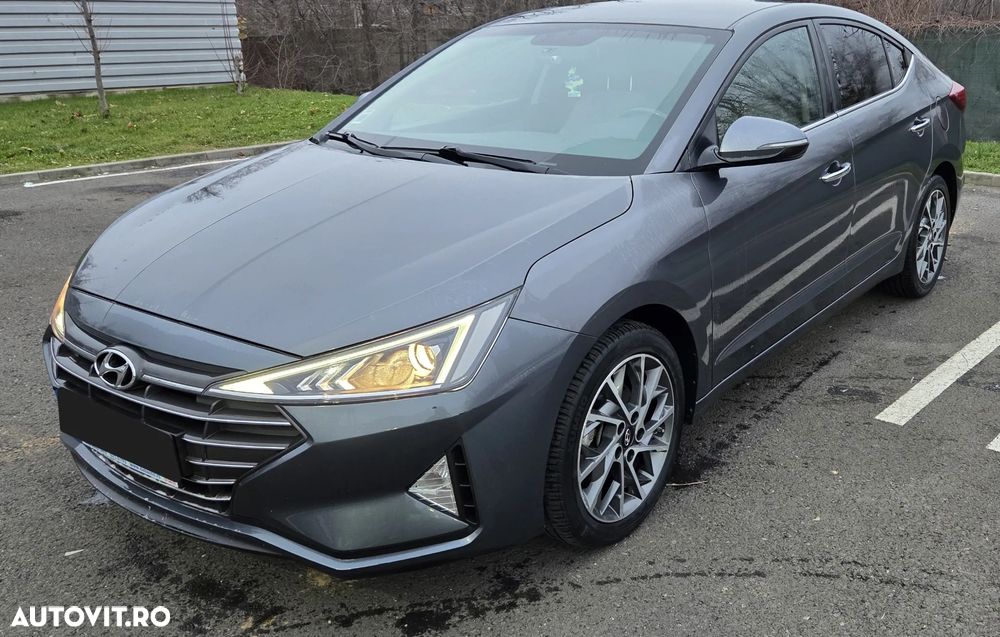 Hyundai Elantra 1.6 MPi Aut. Exclusive - 1