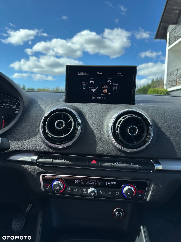 Audi A3 Sportback 2.0 TDI S line Sportpaket - 11
