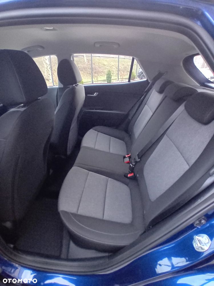 Kia Stonic - 8