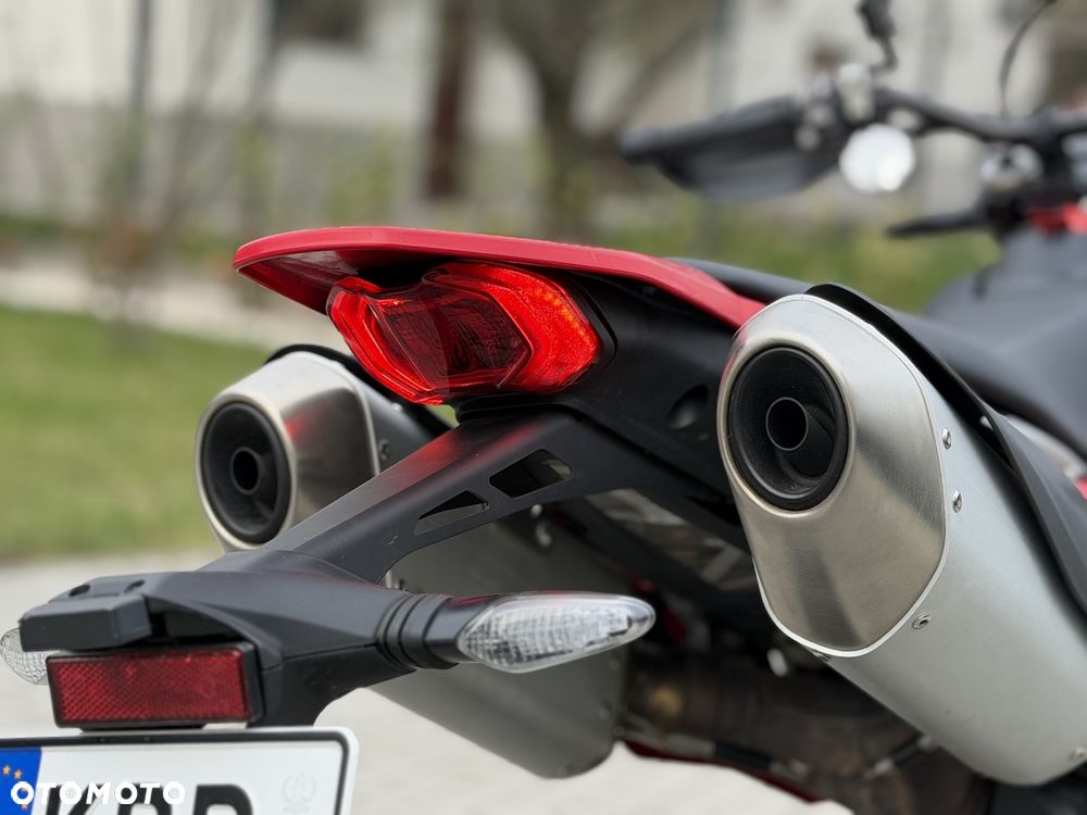 Ducati Hypermotard - 14