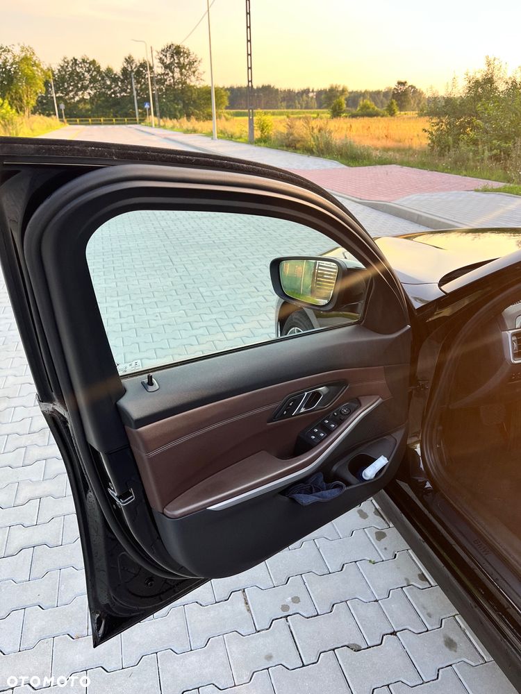 BMW Seria 3 318d Advantage - 33