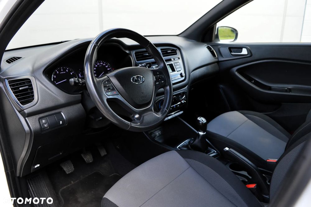 Hyundai i20 1.2 BlueDrive Classic + - 5
