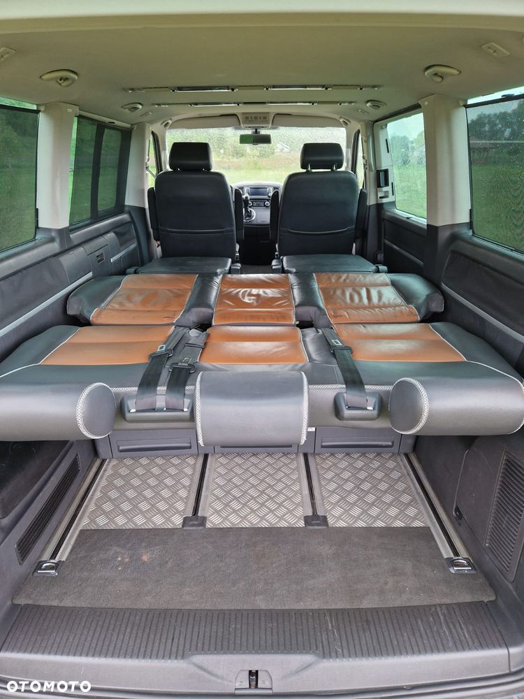 Volkswagen Multivan - 19