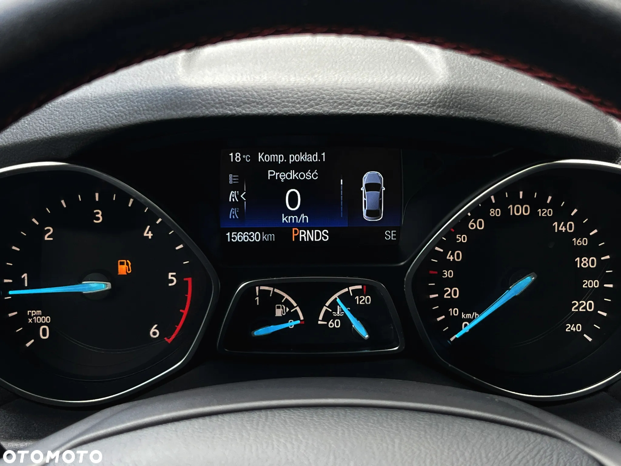Ford Kuga 2.0 TDCi 2x4 ST-Line - 25