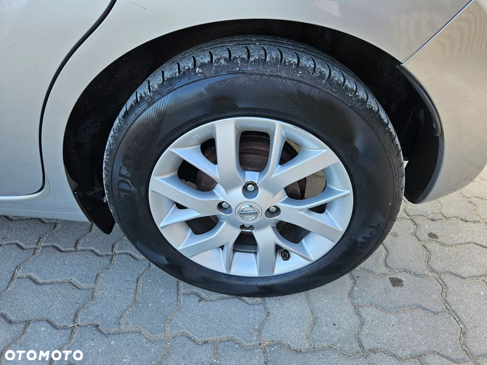 Nissan Note 1.2 Tekna EU6 - 9