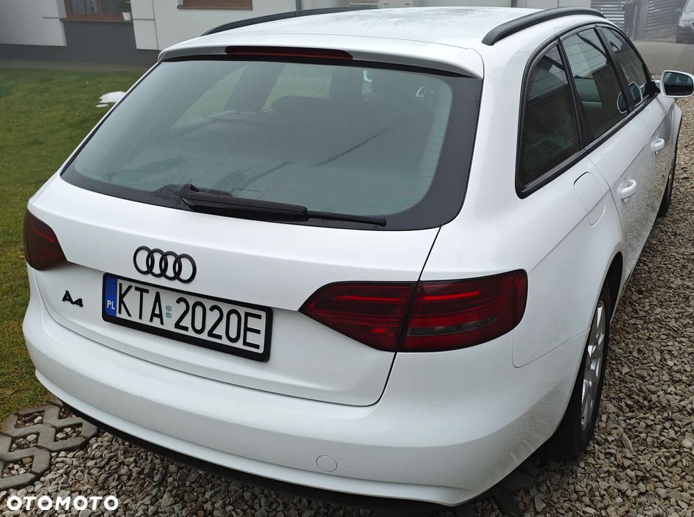 Audi A4 Avant - 11
