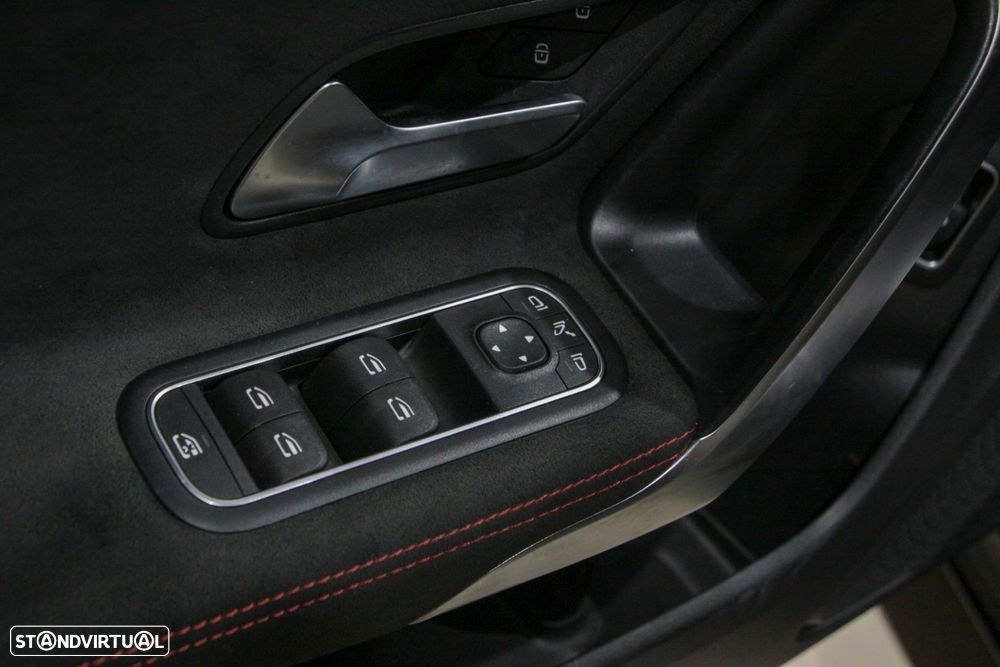 Mercedes-Benz CLA 180 d AMG Line - 16