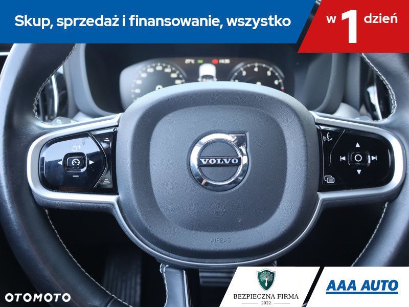 Volvo XC 60 - 18