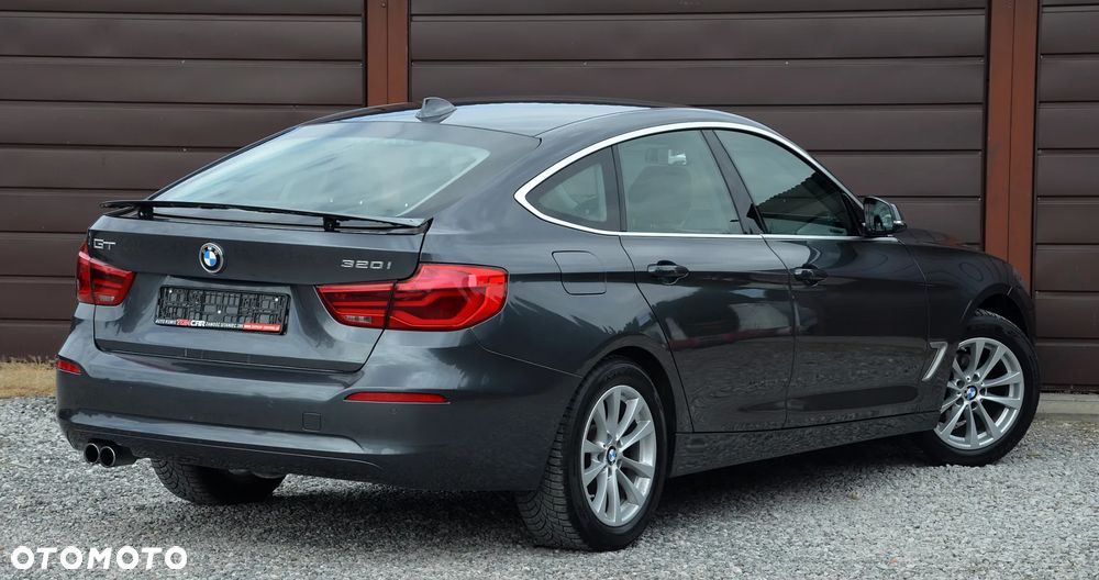BMW 3GT 320i - 4