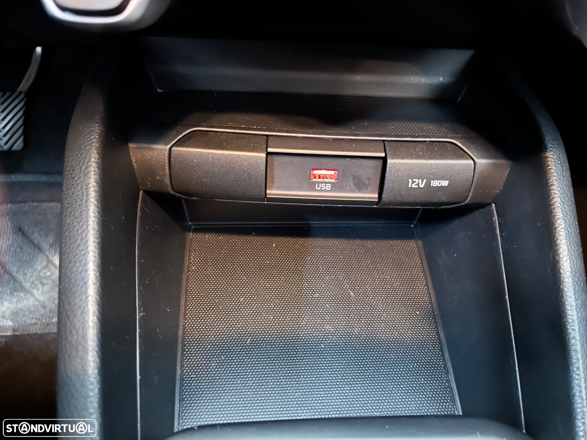Kia Stonic 1.2 Dynamic - 27