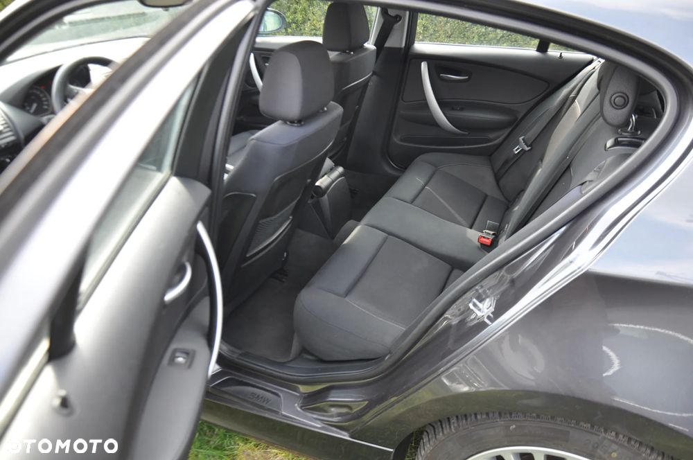 BMW Seria 1 118d - 21