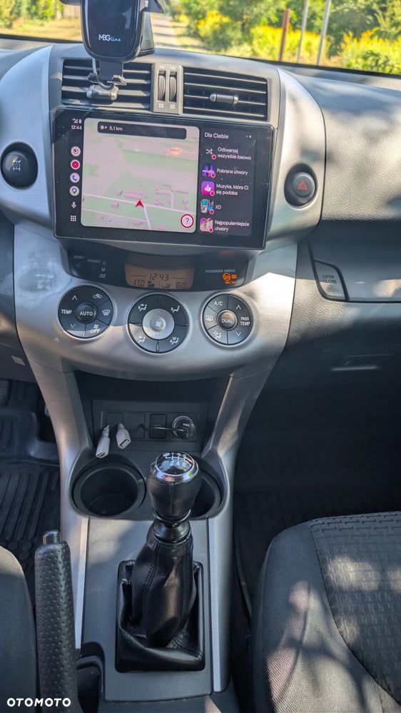 Toyota RAV4 2.2 D-CAT 4x4 Sol - 19