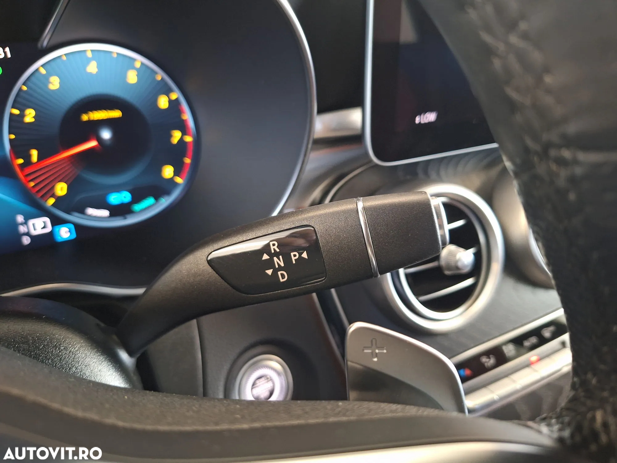 Mercedes-Benz GLC Coupe 300 4MATIC MHEV - 22