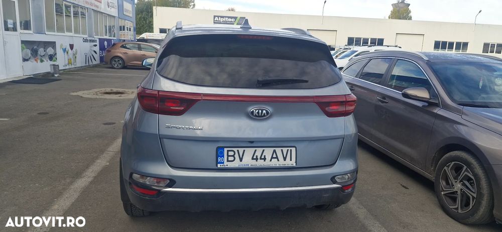 Kia Sportage 1.6 T-GDI 7DCT 4x2 GT Line - 3