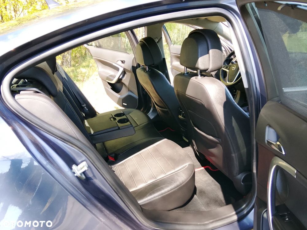 Opel Insignia - 15