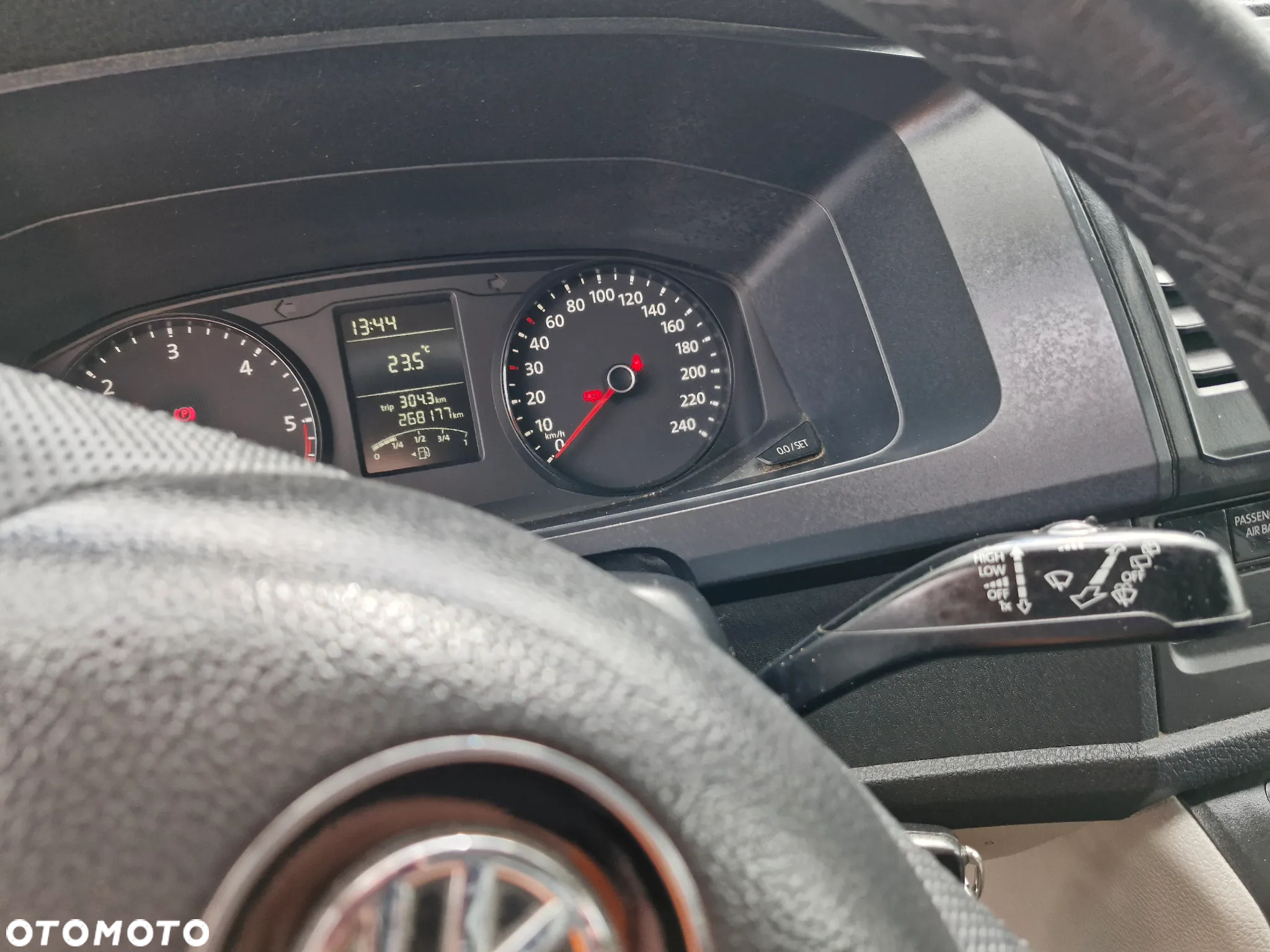 Volkswagen Transporter T6 TDI L2H1 - 13