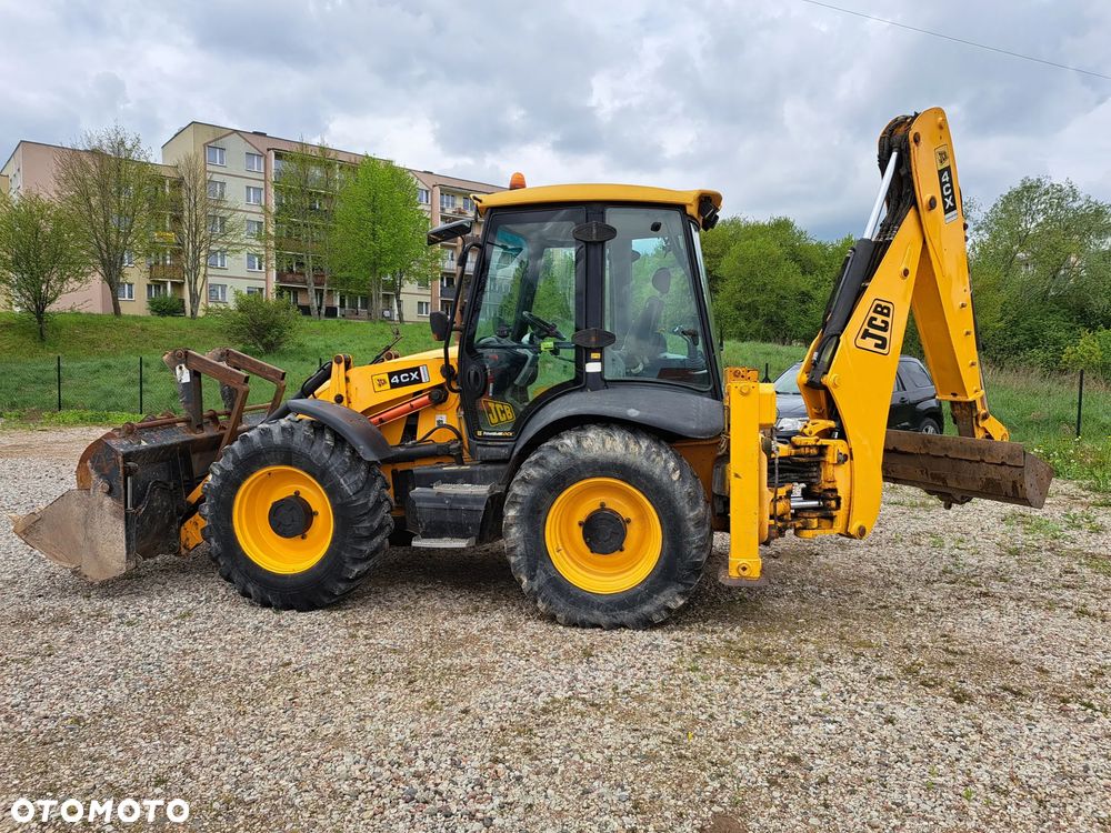 JCB 4CX - 8