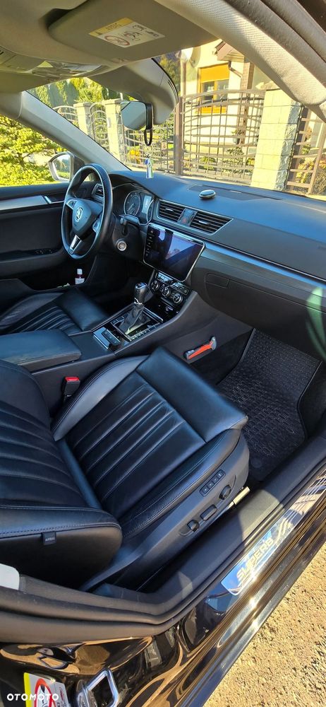 Skoda Superb 2.0 TDI DSG Ambition - 9