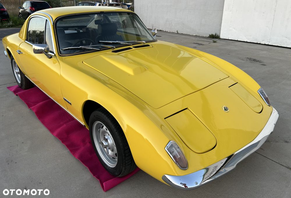 Lotus Elan - 1