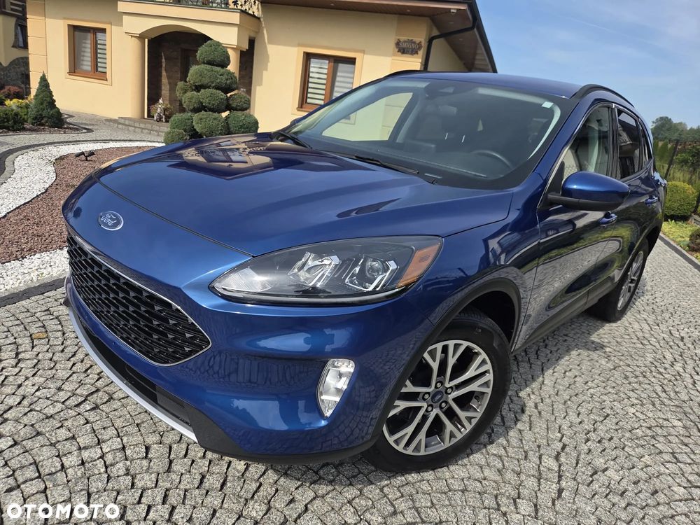 Ford Kuga - 25