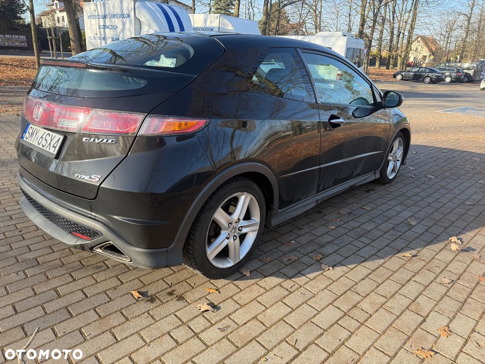 Honda Civic 2.2i-CTDi TypeS - 4