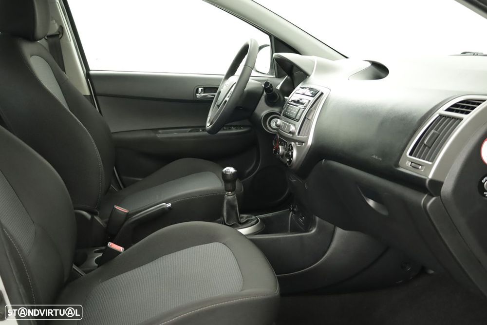 Hyundai i20 1.2 Blue Comfort+Pack Look+JLL16 - 18