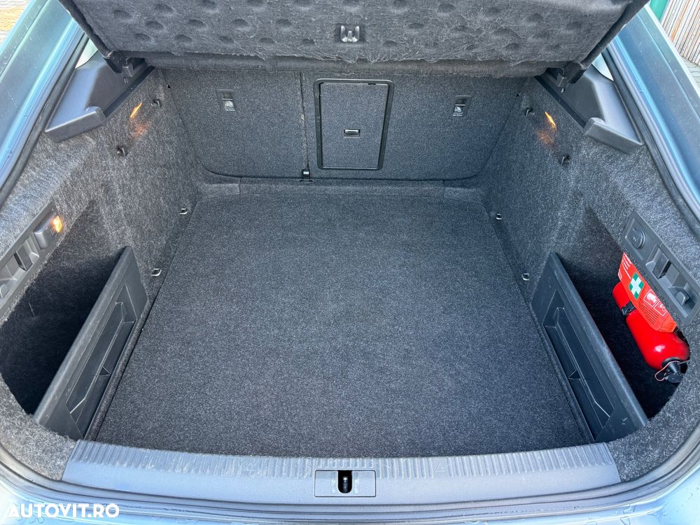 Skoda Superb 2.0 TDI DSG Active - 37