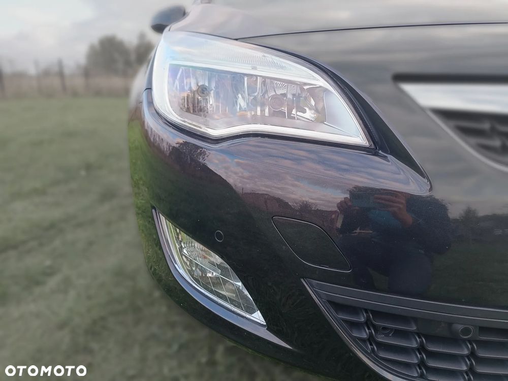 Opel Astra 1.4 Turbo ecoFLEX Start/Stop 150 Jahre - 22