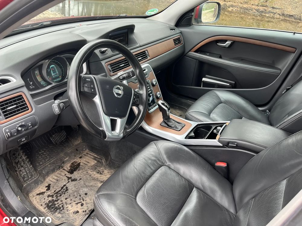 Volvo XC 70 - 4